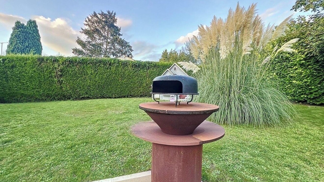 Photo of Outdoor in Courcelles-les-Gisors