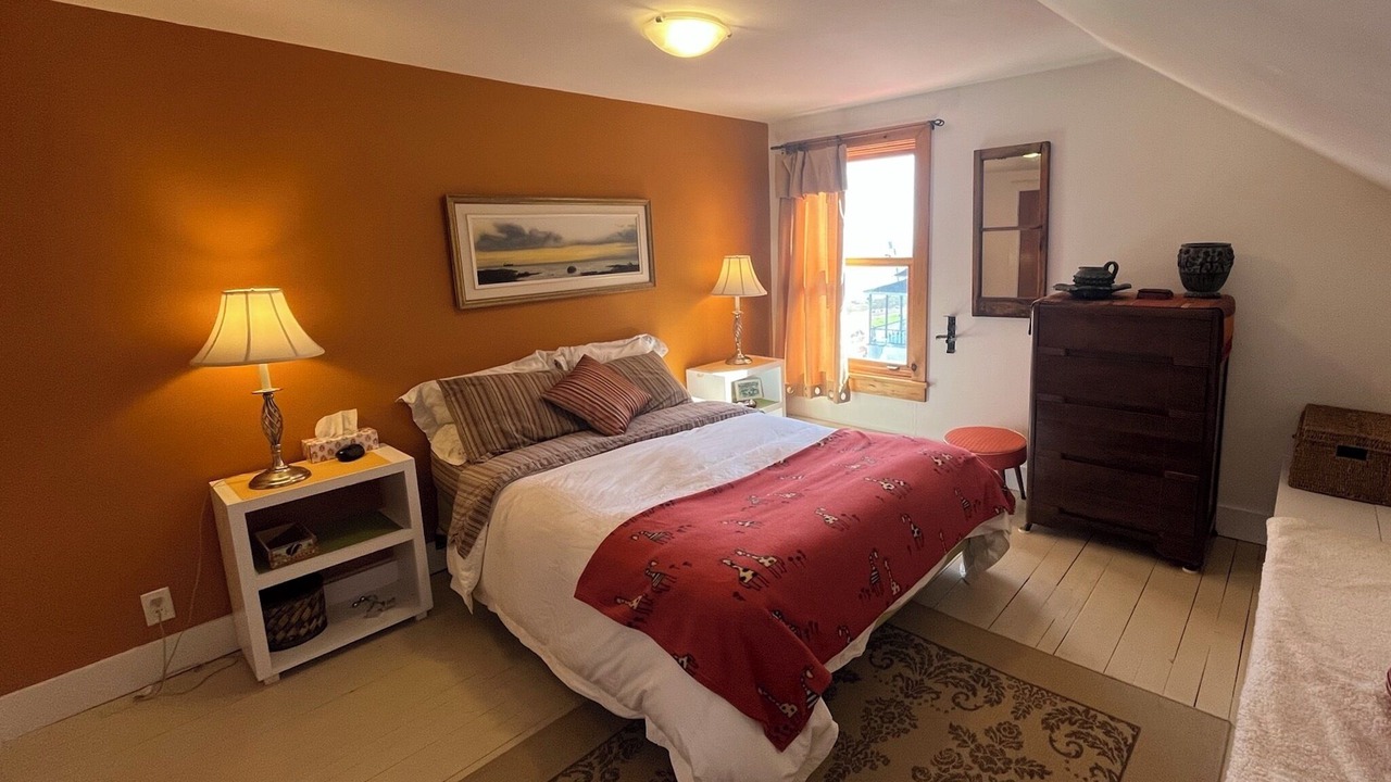 Photo of Bedroom in Saint Irenee