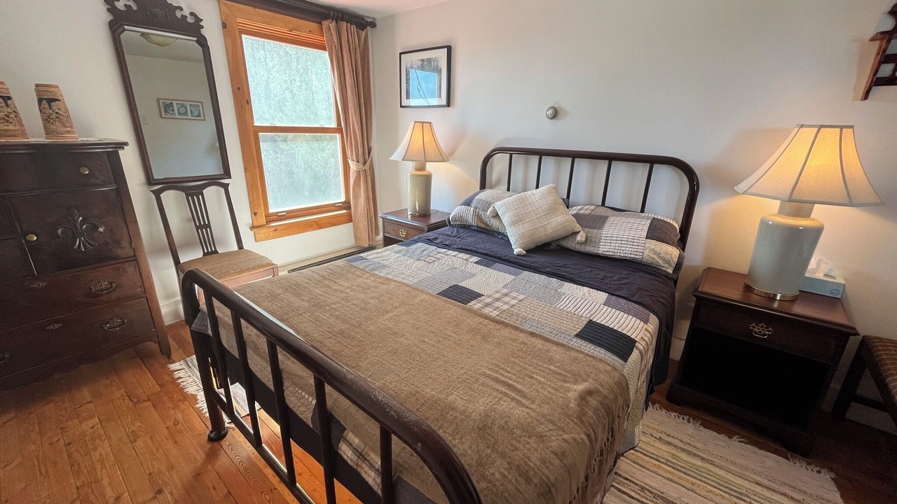 Photo of Bedroom in Saint Irenee