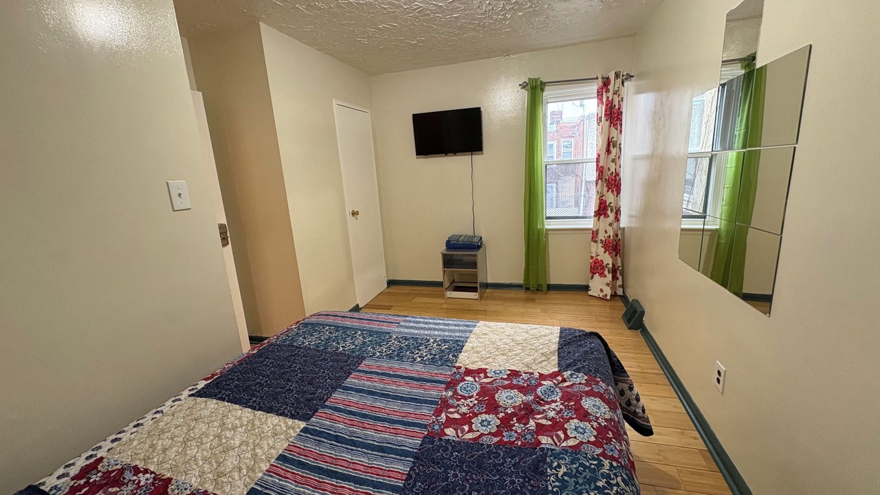 Photo of Bedroom in Olney-Oak Lane
