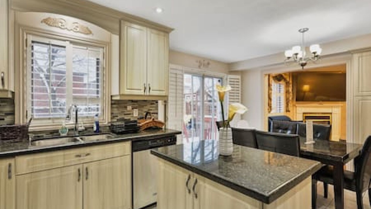 Photo of Kitchen in East Credit