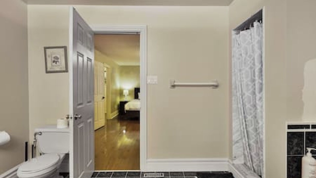 Photo of Bathroom in East Credit