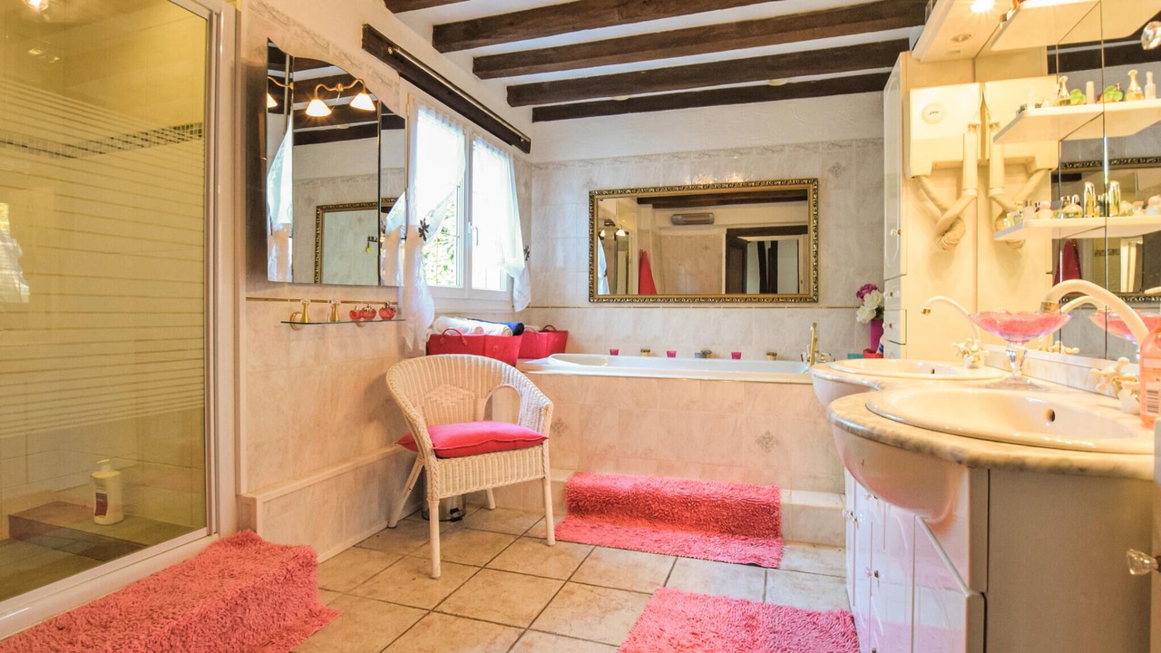 Photo of Bathroom in Fervaques