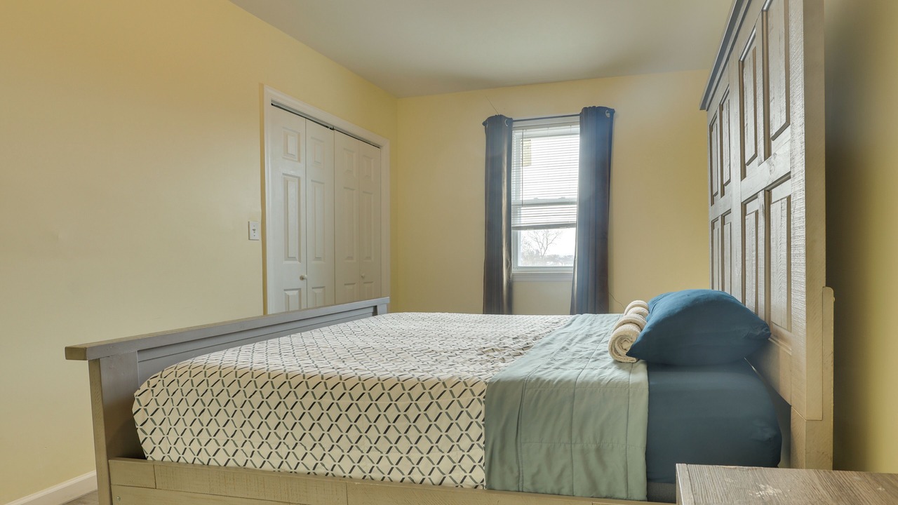 Photo of Bedroom in South Side
