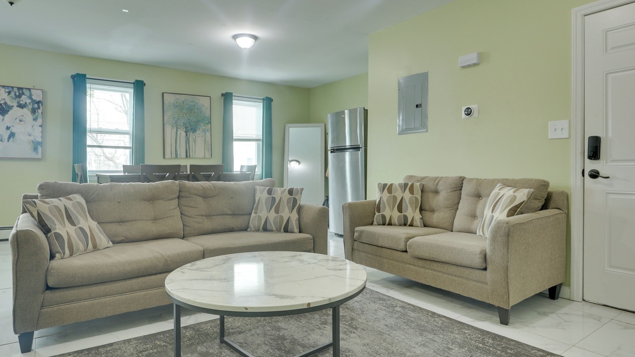 Photo of Livingroom in South Side