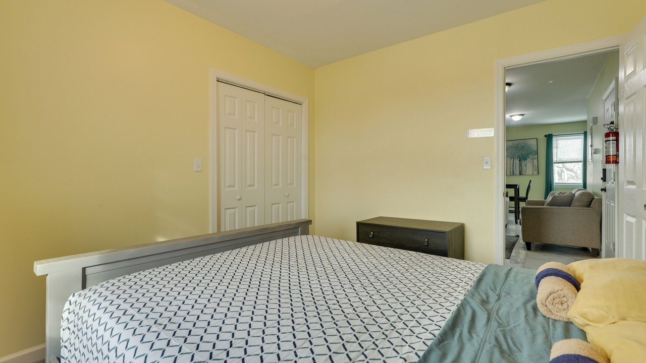 Photo of Bedroom in South Side