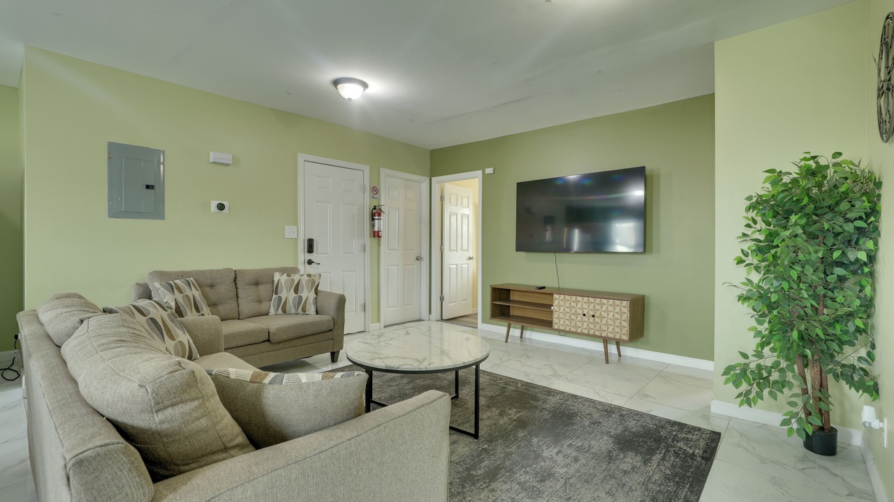 Photo of Livingroom in South Side