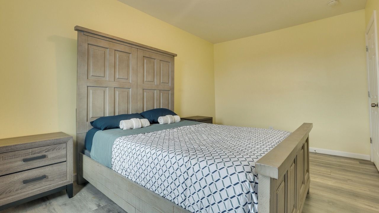 Photo of Bedroom in South Side