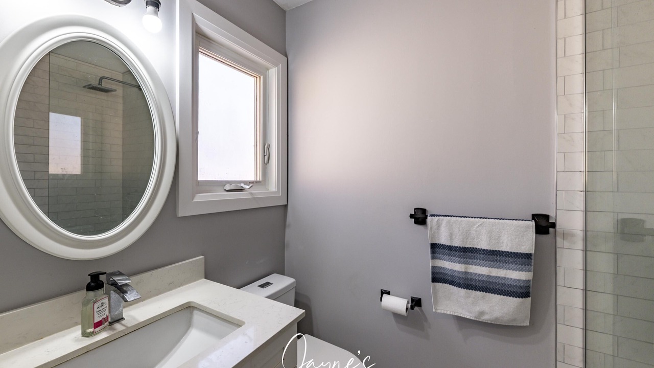 Photo of Bathroom in Alcona