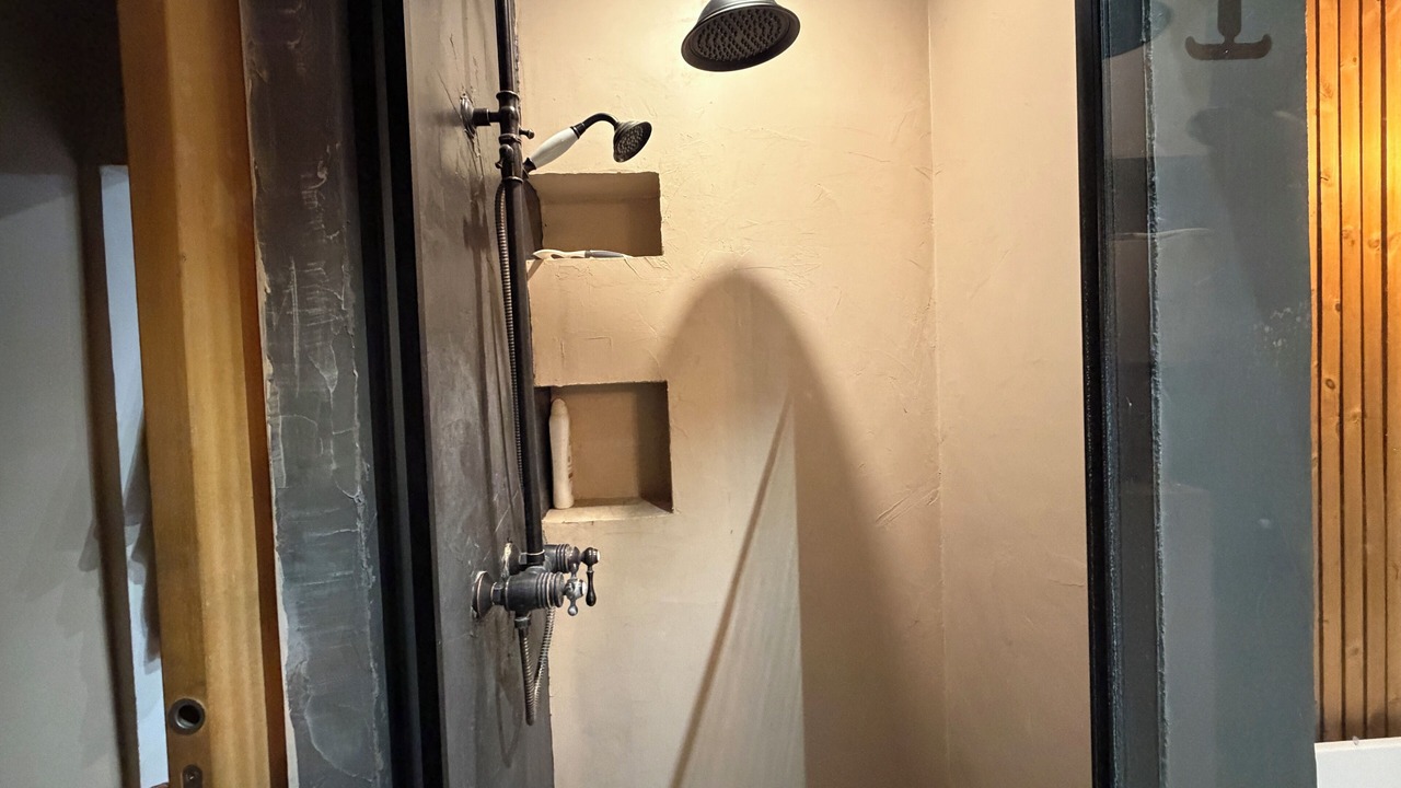 Photo of Bathroom in Genech