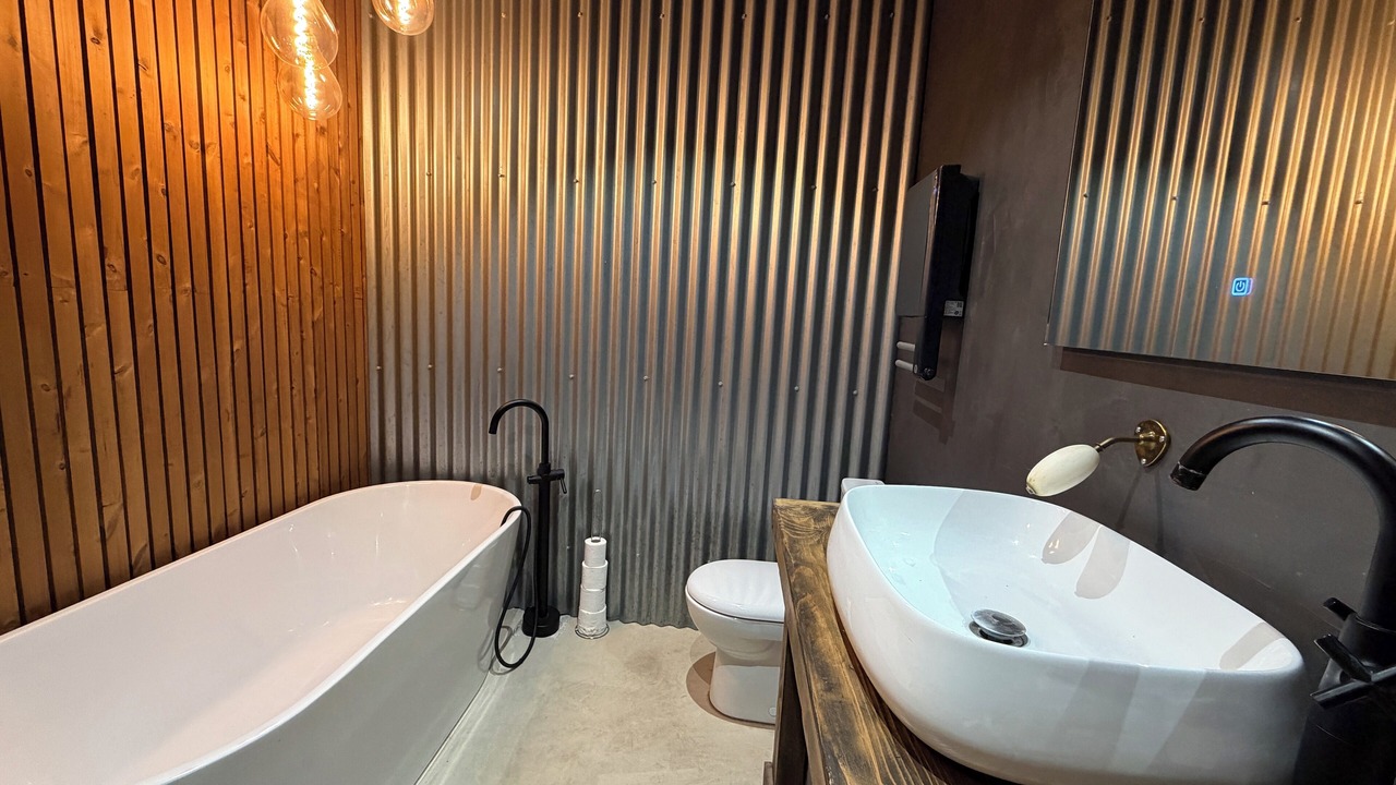 Photo of Bathroom in Genech