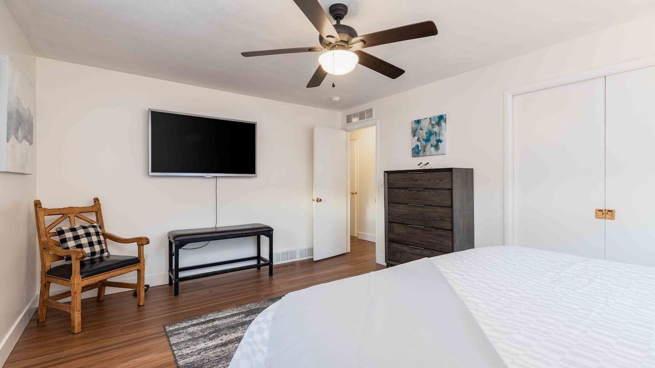 Photo of Bedroom in Canyon Rim