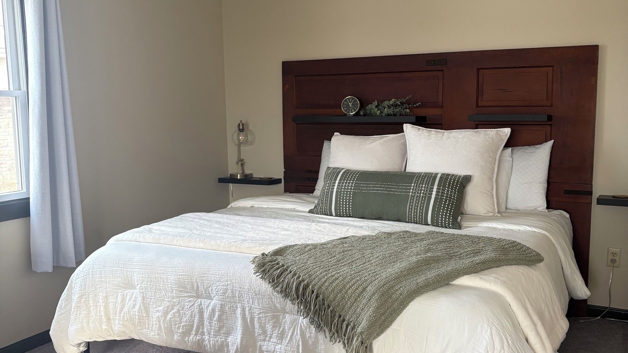 Photo of Bedroom in Syracuse