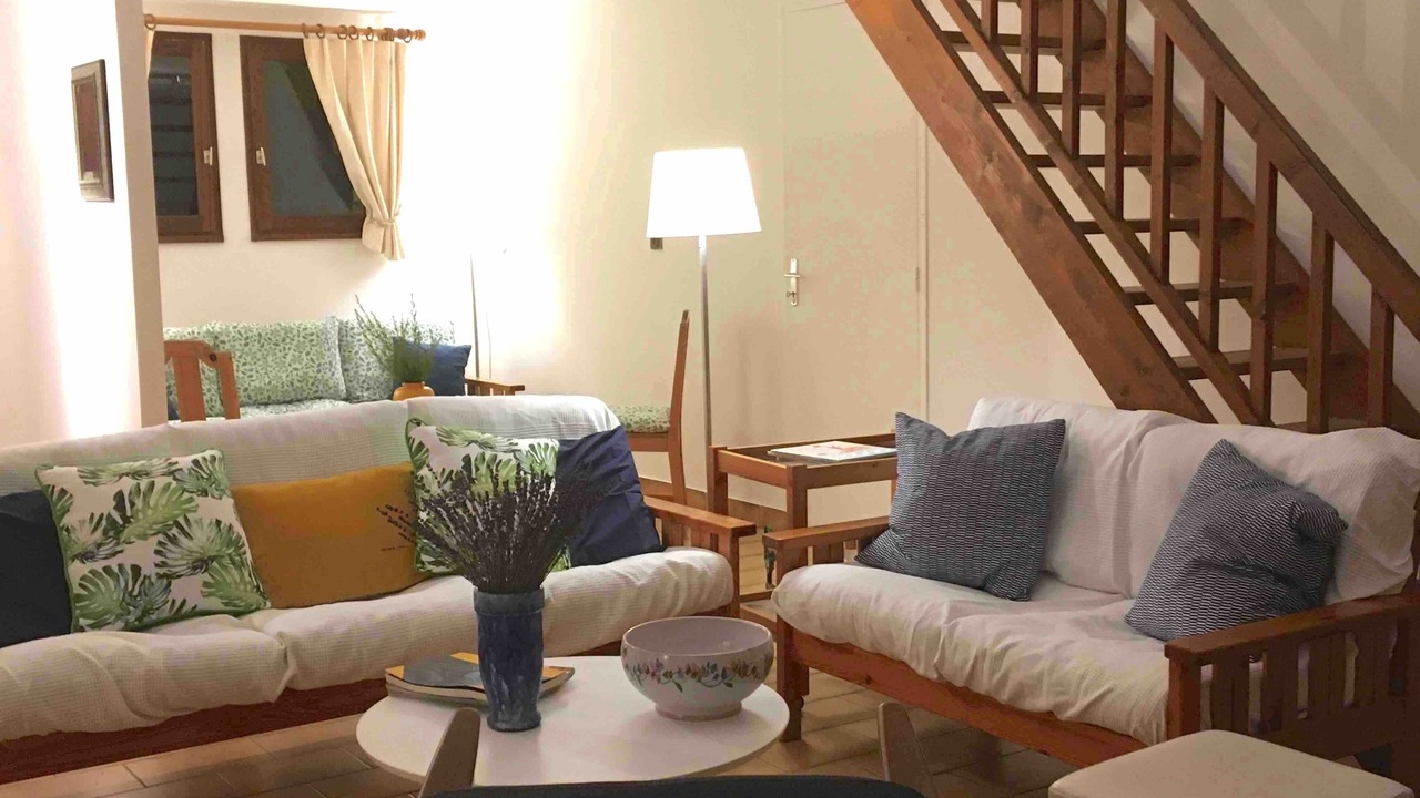 Photo of Livingroom in Puget