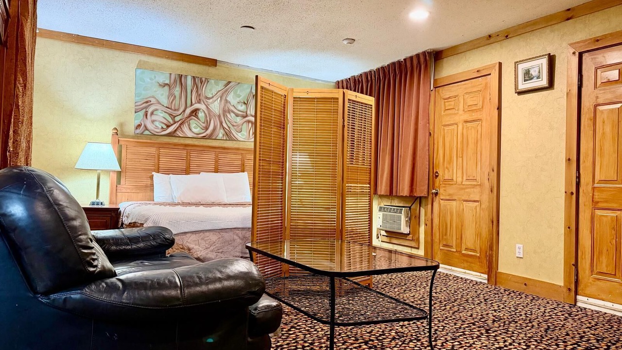 Photo of Bedroom in Renfrew