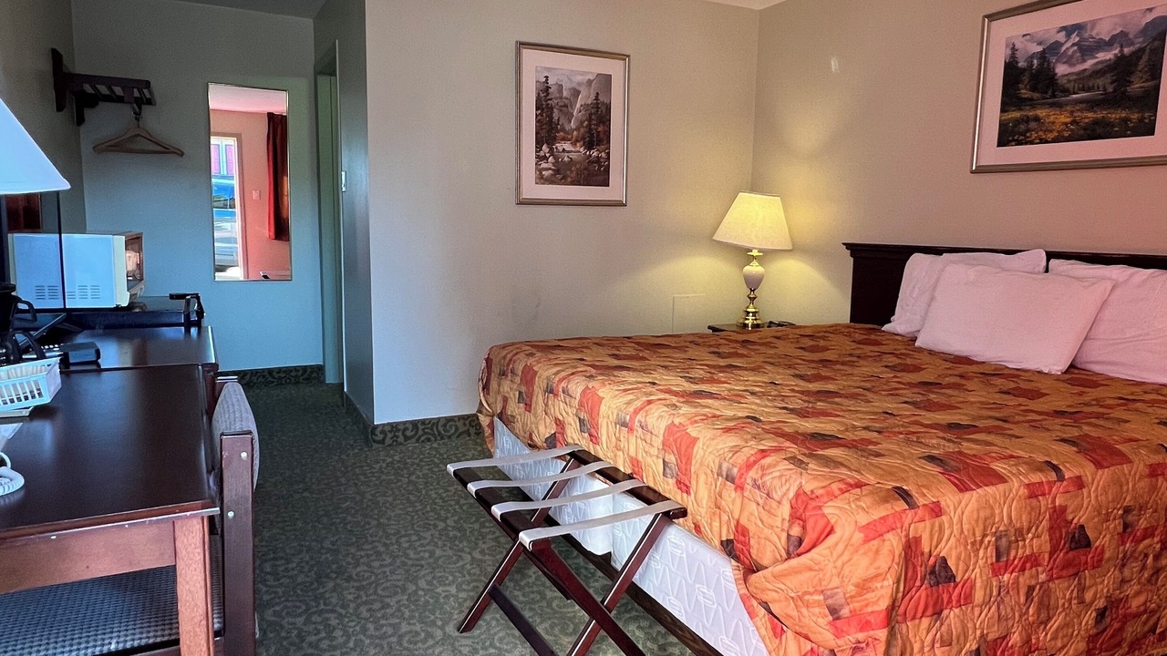 Photo of Bedroom in Renfrew