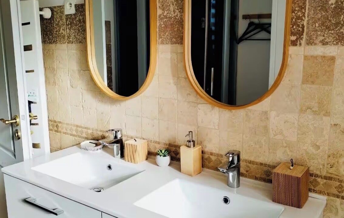 Photo of Bathroom in Les Salles-sur-Verdon