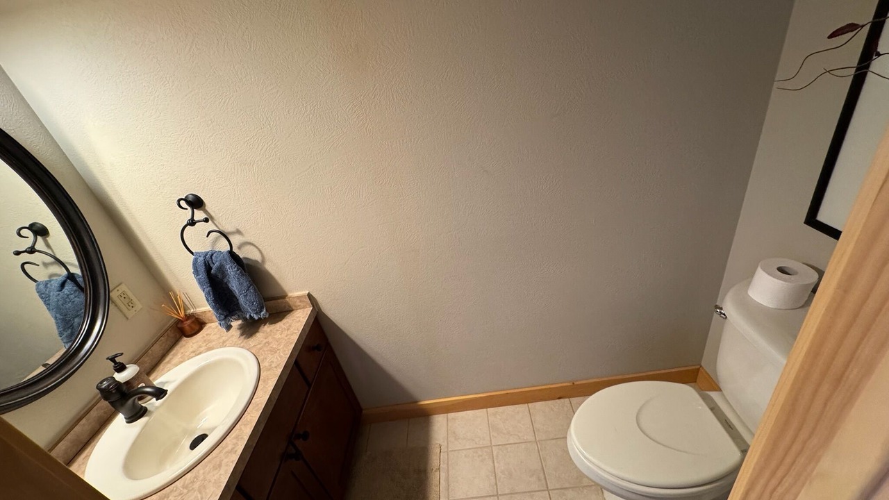 Photo of Bathroom in Evart