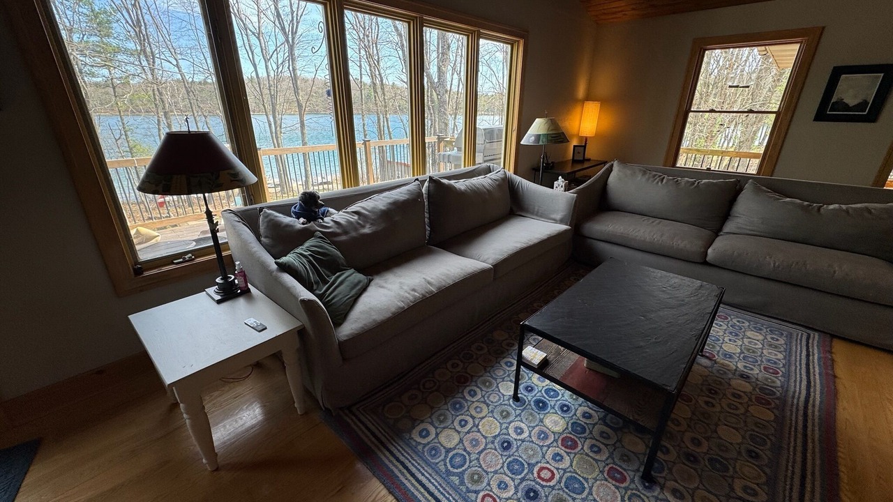 Photo of Livingroom in Evart