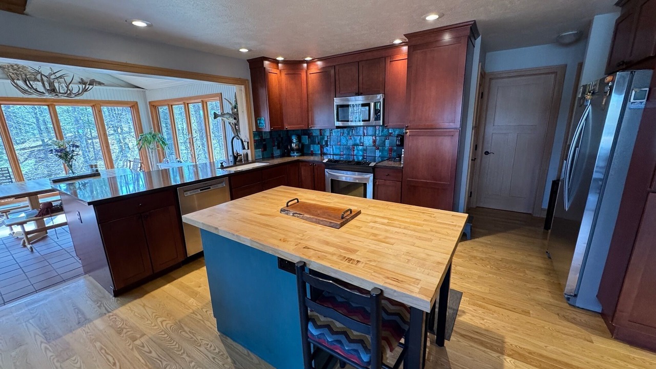 Photo of Kitchen in Evart