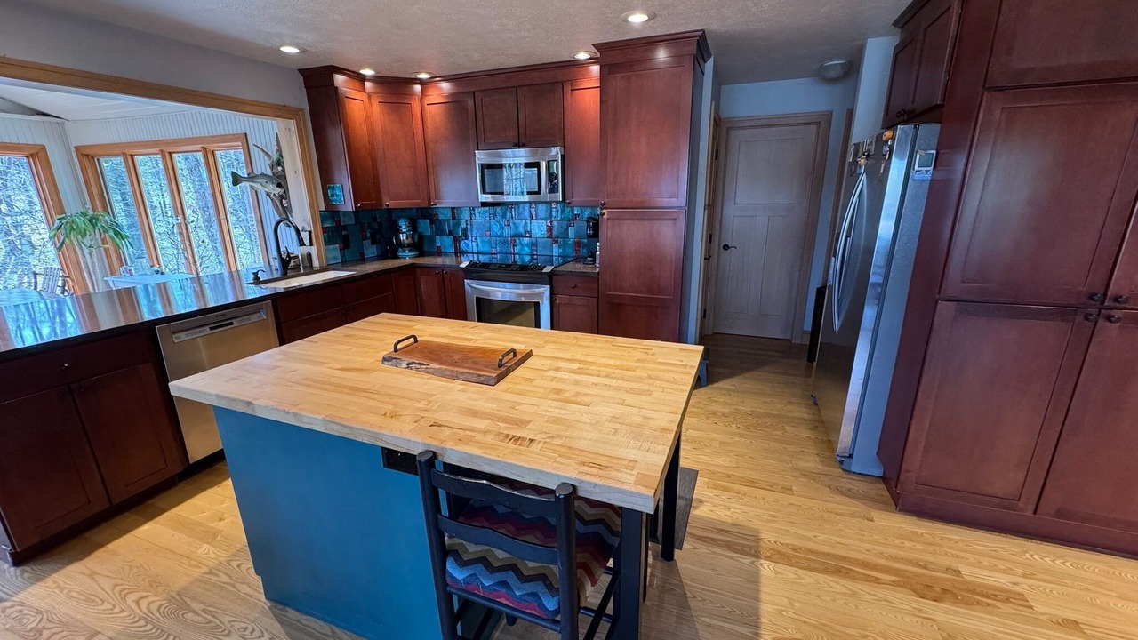 Photo of Kitchen in Evart
