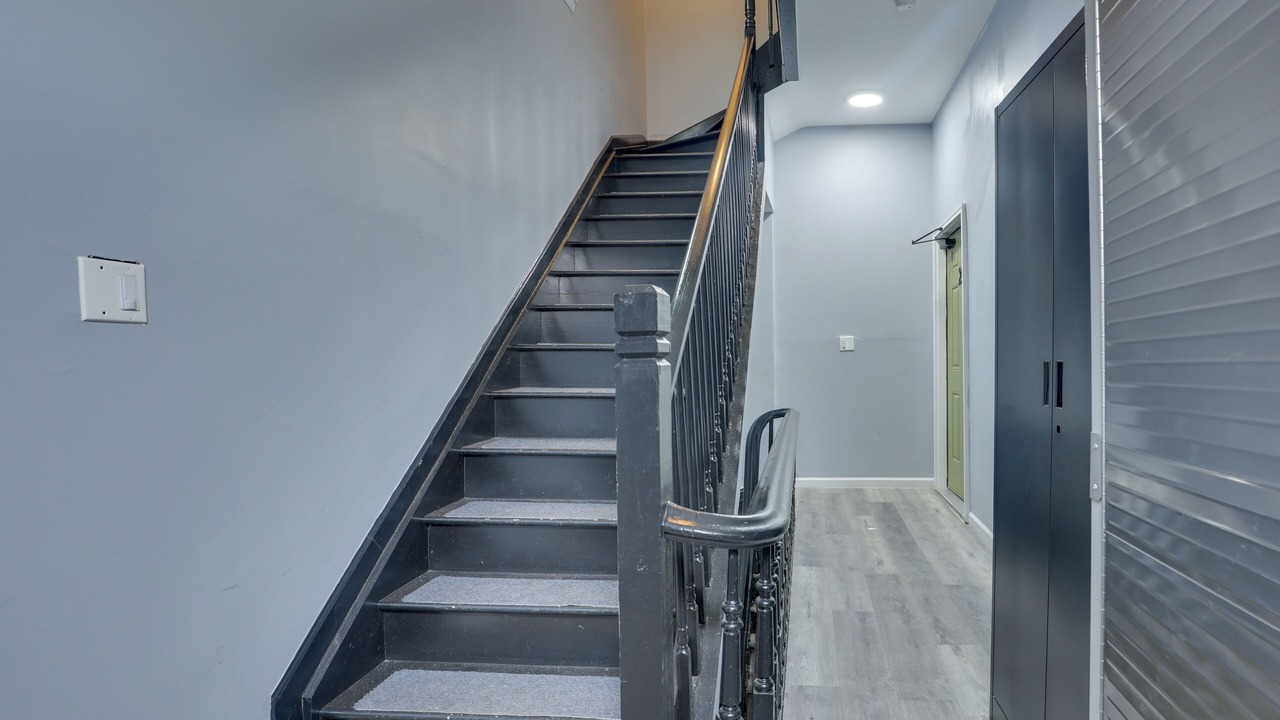 Photo of Others in South Side