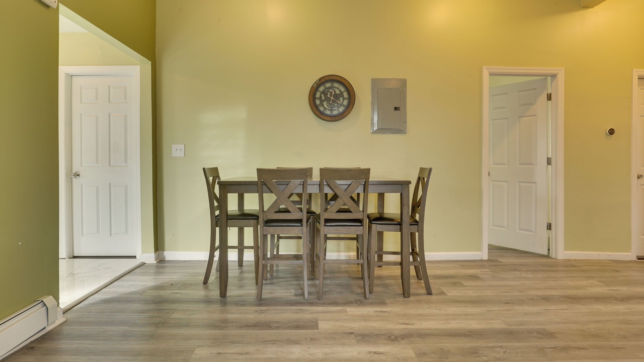 Photo of Others in South Side