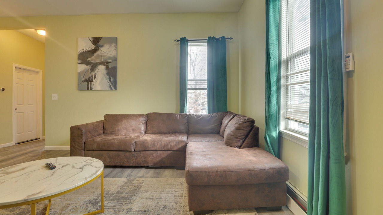 Photo of Livingroom in South Side