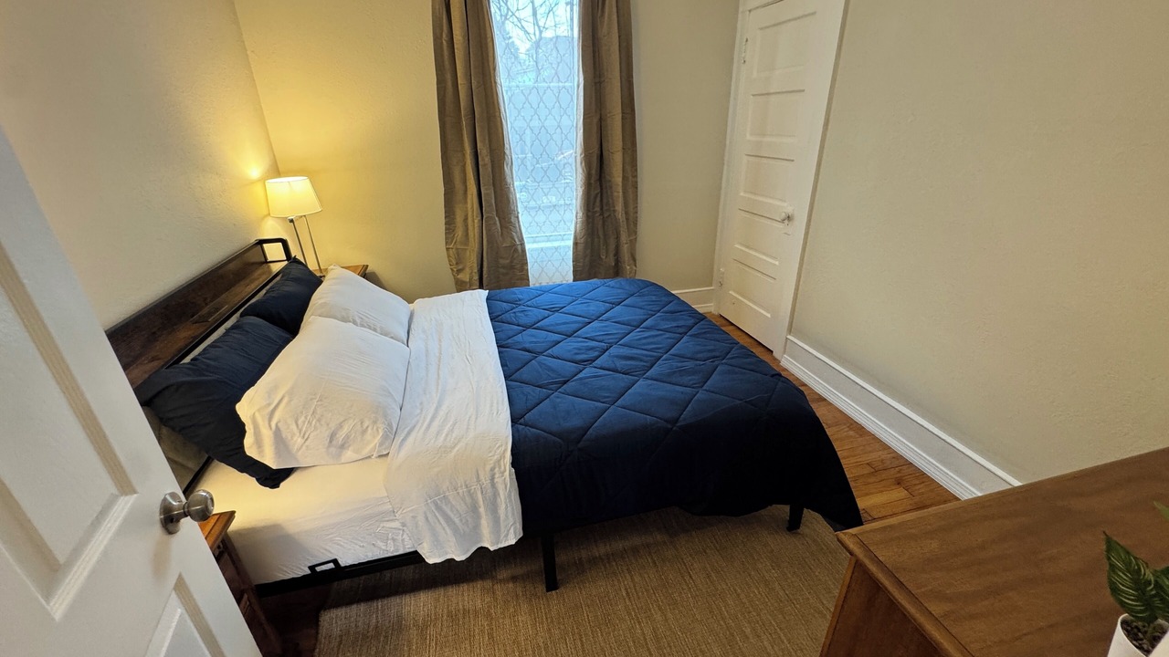 Photo of Bedroom in Westside