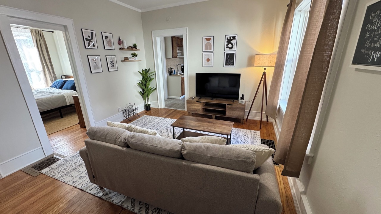 Photo of Livingroom in Westside