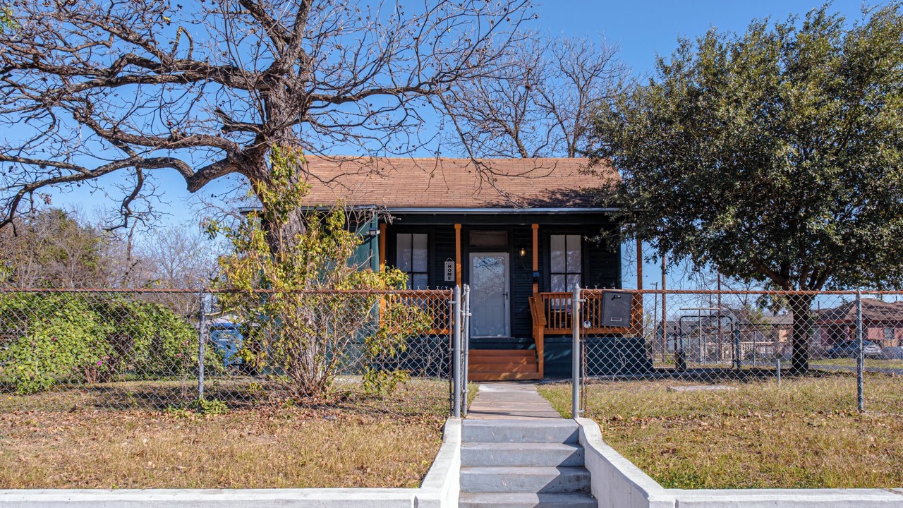 Photo of Outdoor in Denver Heights