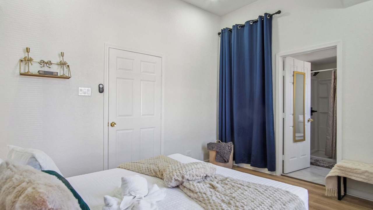 Photo of Bedroom in Denver Heights