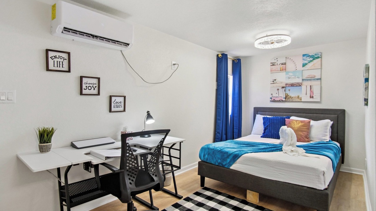 Photo of Bedroom in Denver Heights