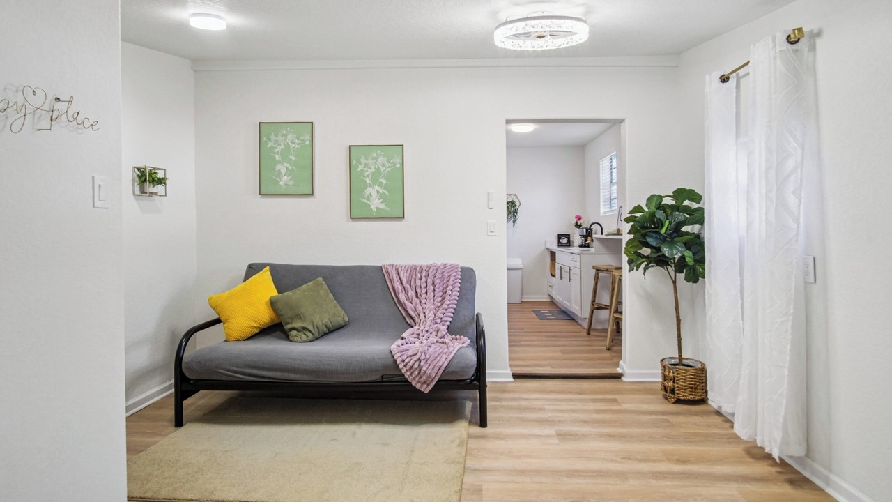 Photo of Livingroom in Denver Heights