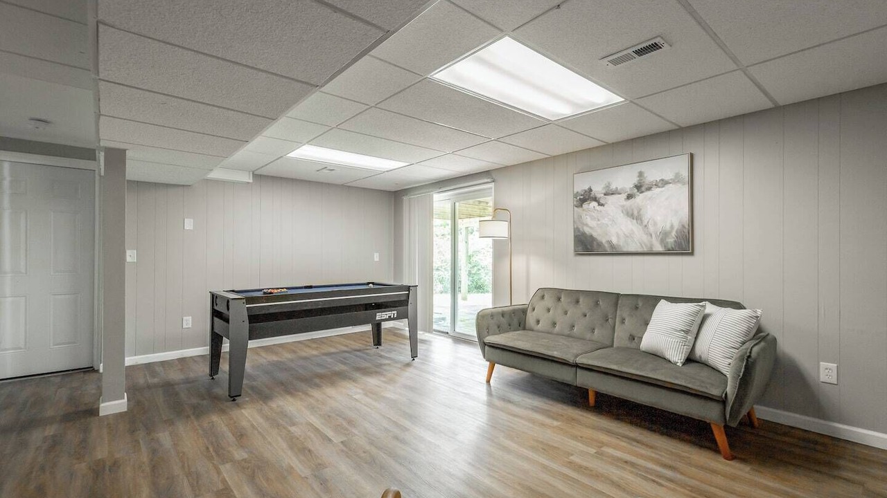 Photo of Livingroom in East Brainerd