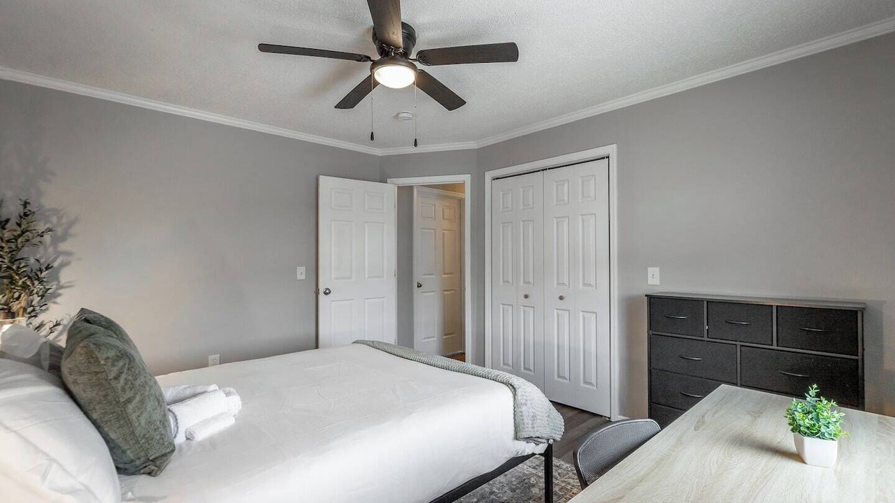 Photo of Bedroom in East Brainerd