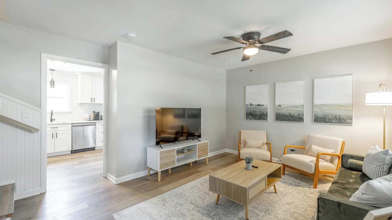 Photo of Livingroom in East Brainerd