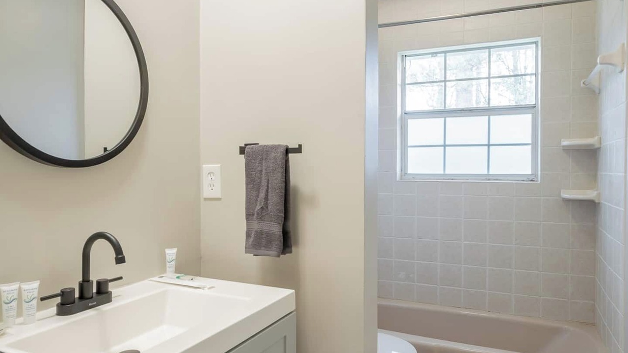Photo of Bathroom in East Brainerd