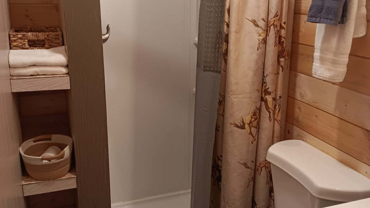Photo of Bathroom in Browning