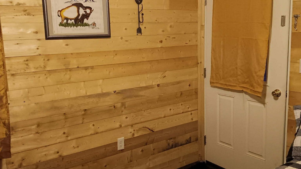 Photo of Bedroom in Browning