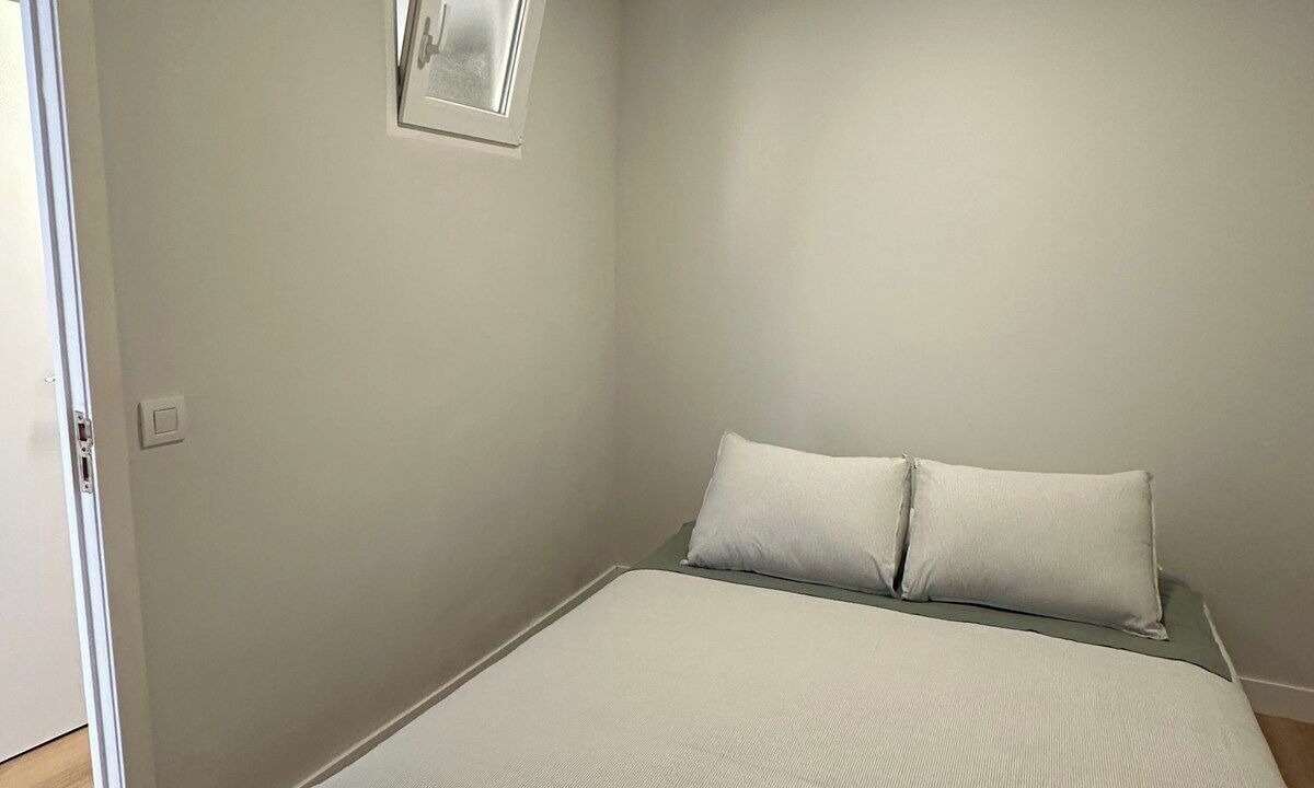 Photo of Bedroom in Sants