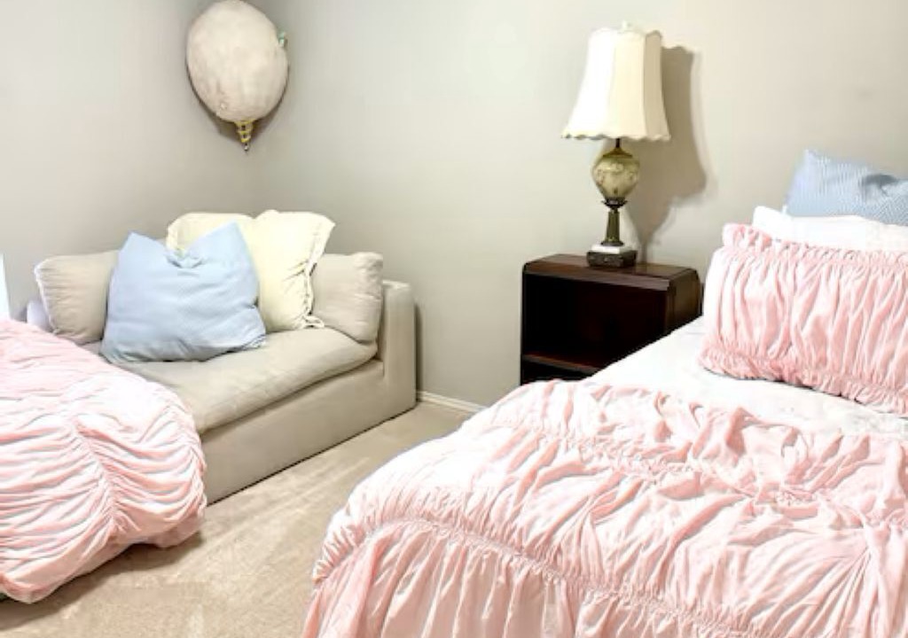 Photo of Bedroom in Highland Village