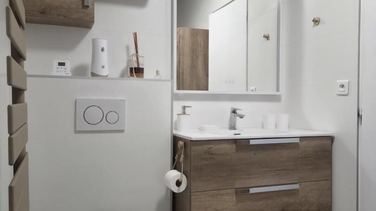 Photo of Bathroom in L'Abergement-Clemenciat