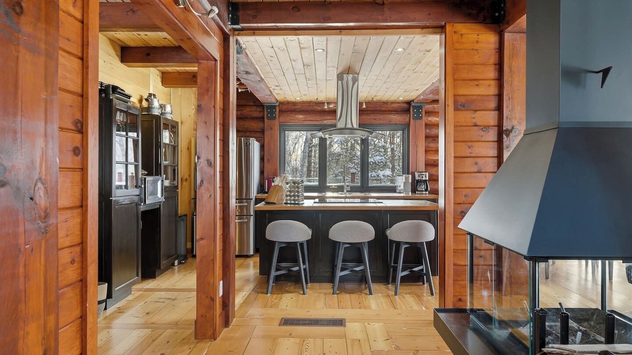 Photo of Kitchen in Lac Superieur Village