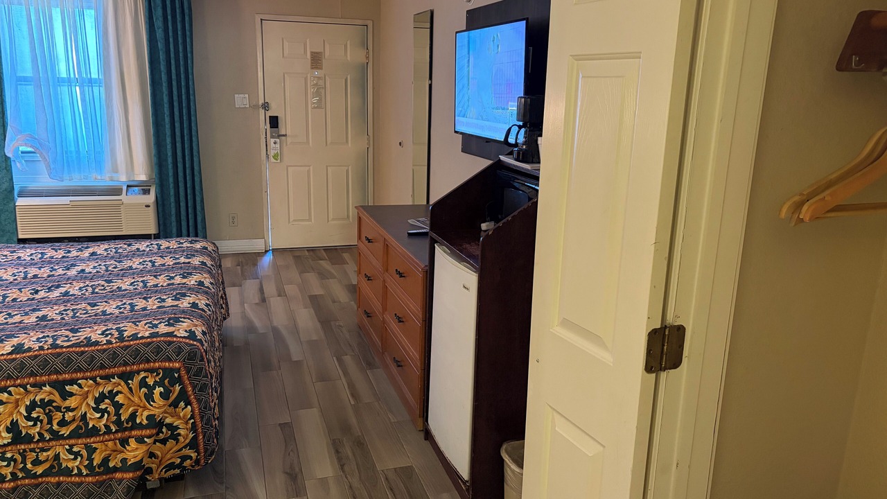 Photo of Bedroom in Clodine