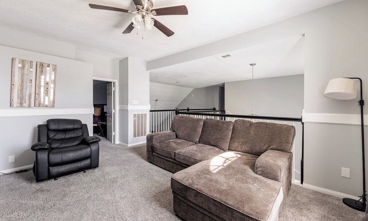 Photo of Livingroom in Baytown