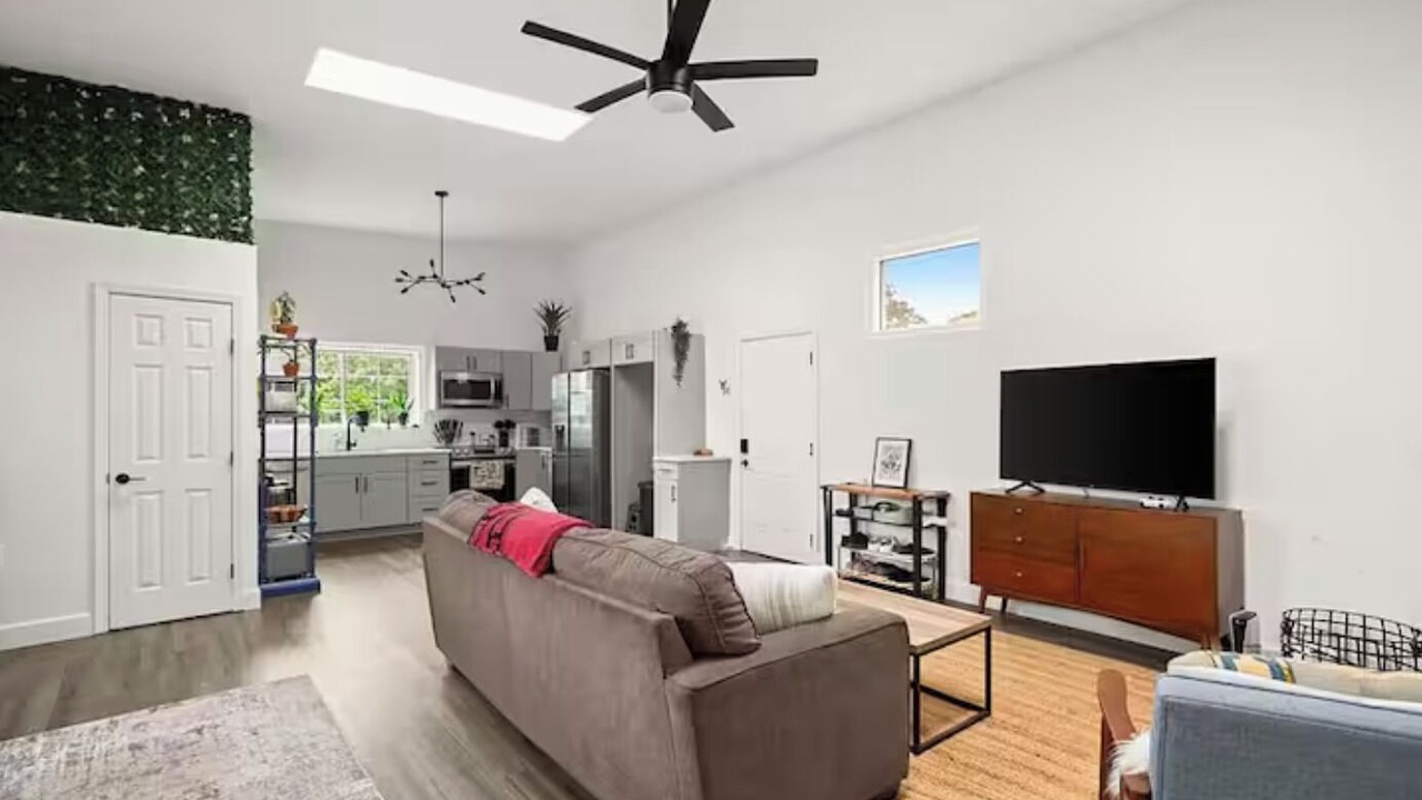 Photo of Livingroom in Austin