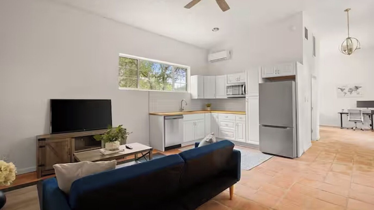 Photo of Livingroom in Austin