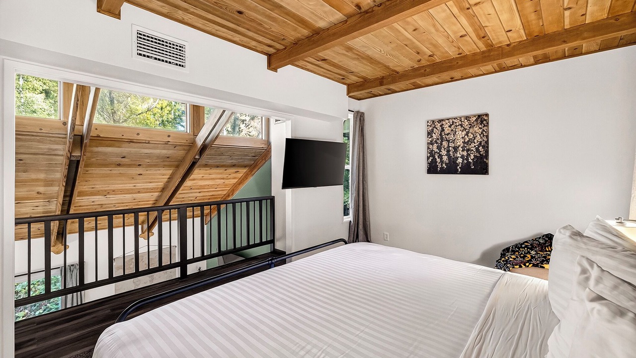 Photo of Bedroom in Nevada City