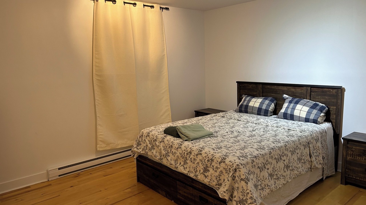 Photo of Bedroom in Chateauguay